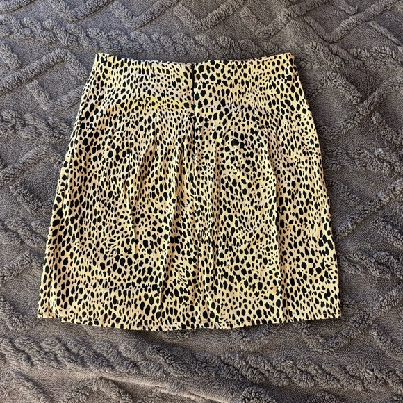 Brandy Melville High Rise Zip Up Skirt - Picture 2 of 3